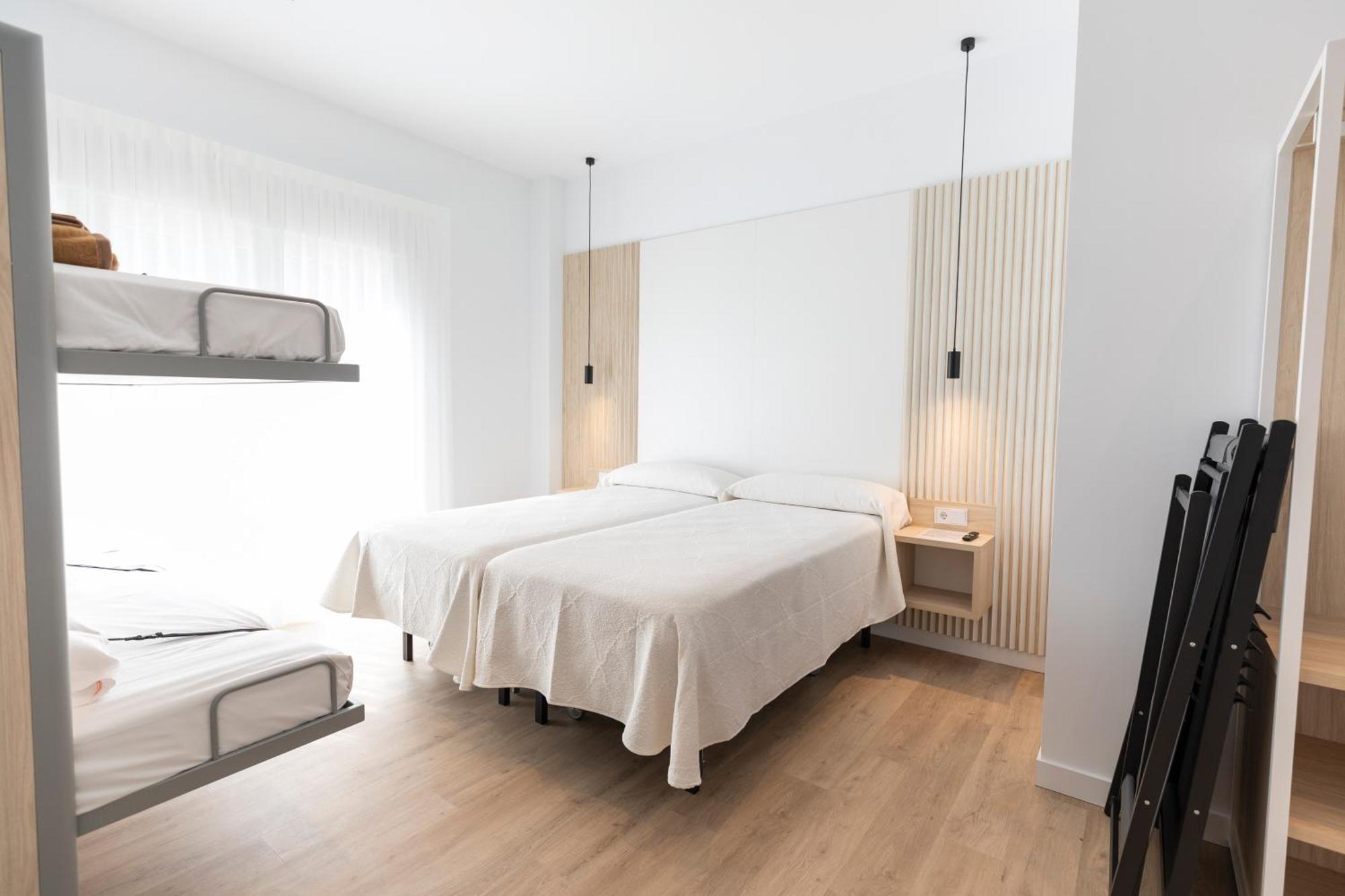 Economy Quadruple Room